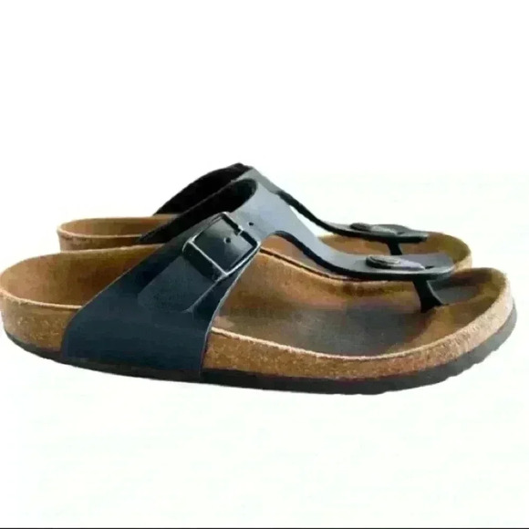 BIRKENSTOCK Gizeh
Birko-Flor BLACK LEATHER  T STRAP SANDALS SIZE 34 - Picture 10 of 10